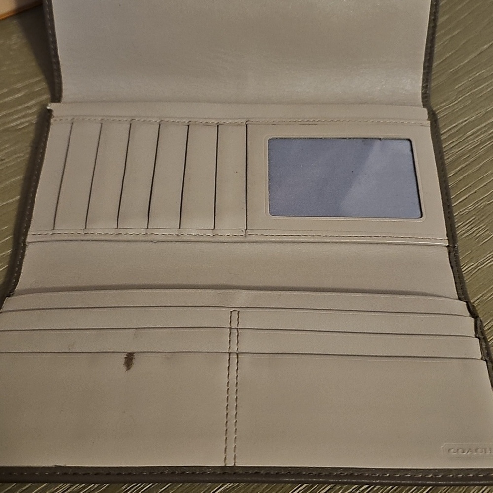Coach ASHLEY TRI FOLD LONG WALLET - Picture 9 of 13